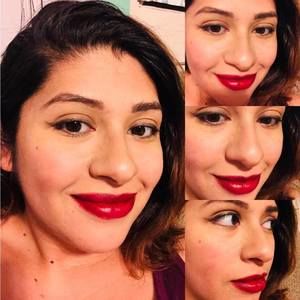 Meet your Posher, Abigail